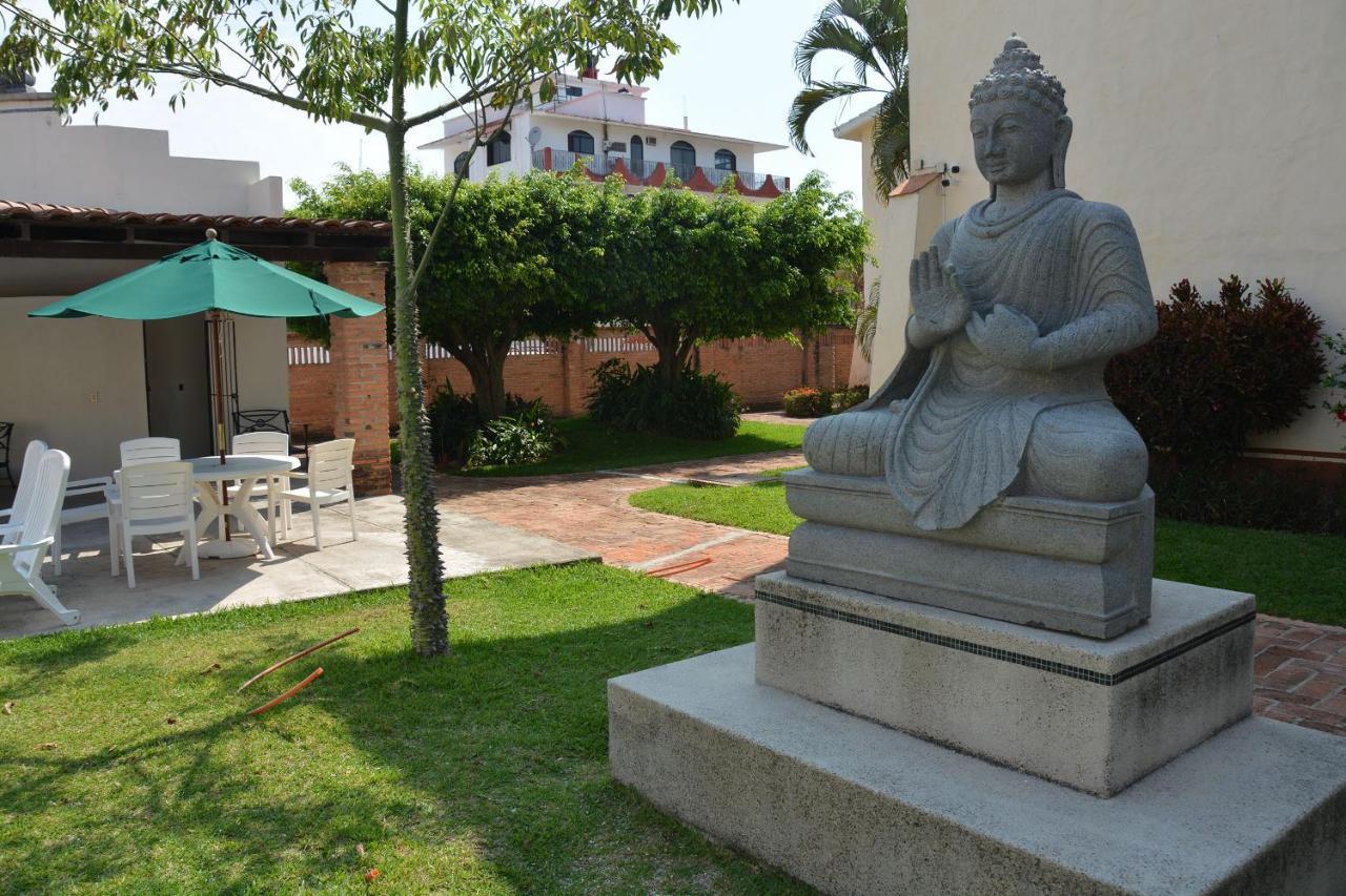 Zenharmony Suites Puerto Vallarta Buitenkant foto
